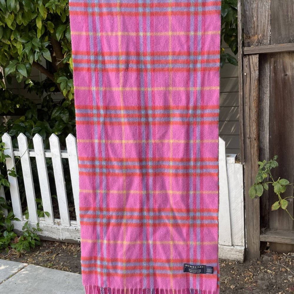 Burbery pink check cashmere scarf - good condition